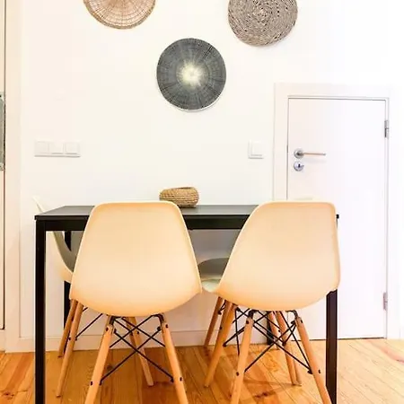 Cozy 143 * Lisbona