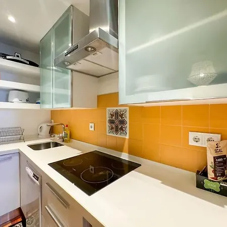 Apartman Cozy 143 *